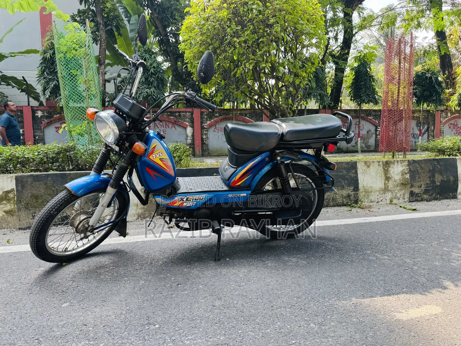 TVS XL 100 i-Touch 2019 Blue