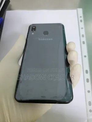 Samsung Galaxy A20 32 GB Black