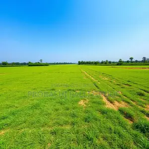 ঢাকা মাওয়া হাইওয়ে সংলগ্ন প্লট বিক্রয় চলছে।