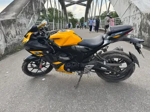 Suzuki GSX-R150 ২০২২ ইয়েলো