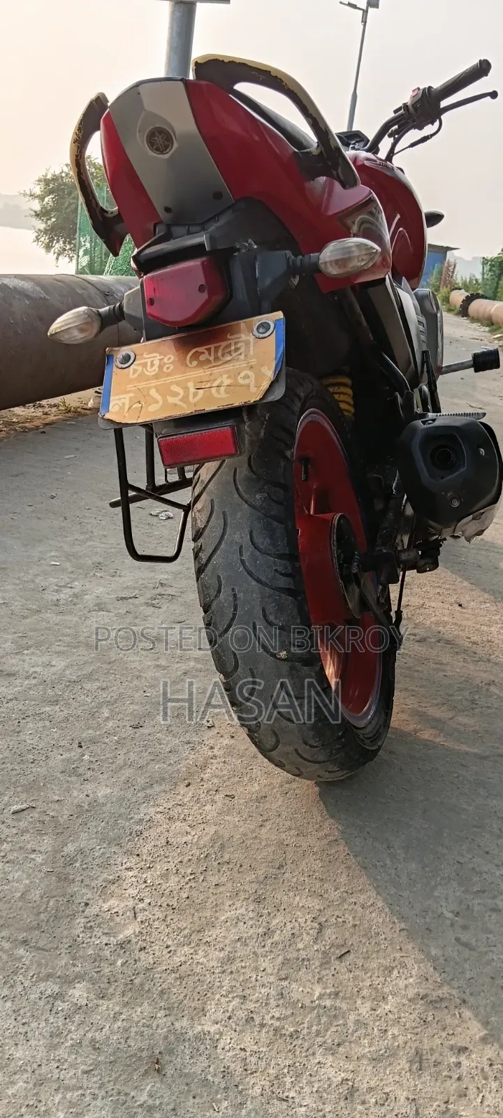 ইয়ামাহা এফজেড ২০১৪ রেড