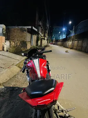 হোন্ডা সিবিআর ২০১৯ লাল