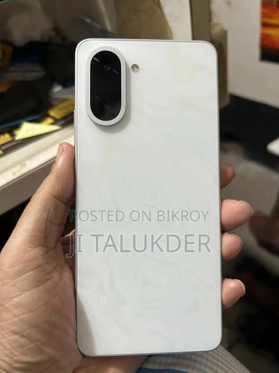 ওয়ানপ্লাস নর্ড সিই৫ ২৫৬ জিবি সাদা