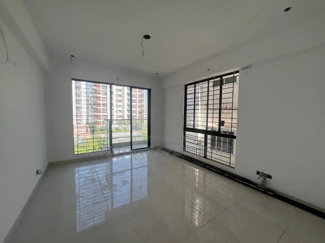 3-Bedroom Apartment in Kunjo Developers, Bashundhara City for Sale