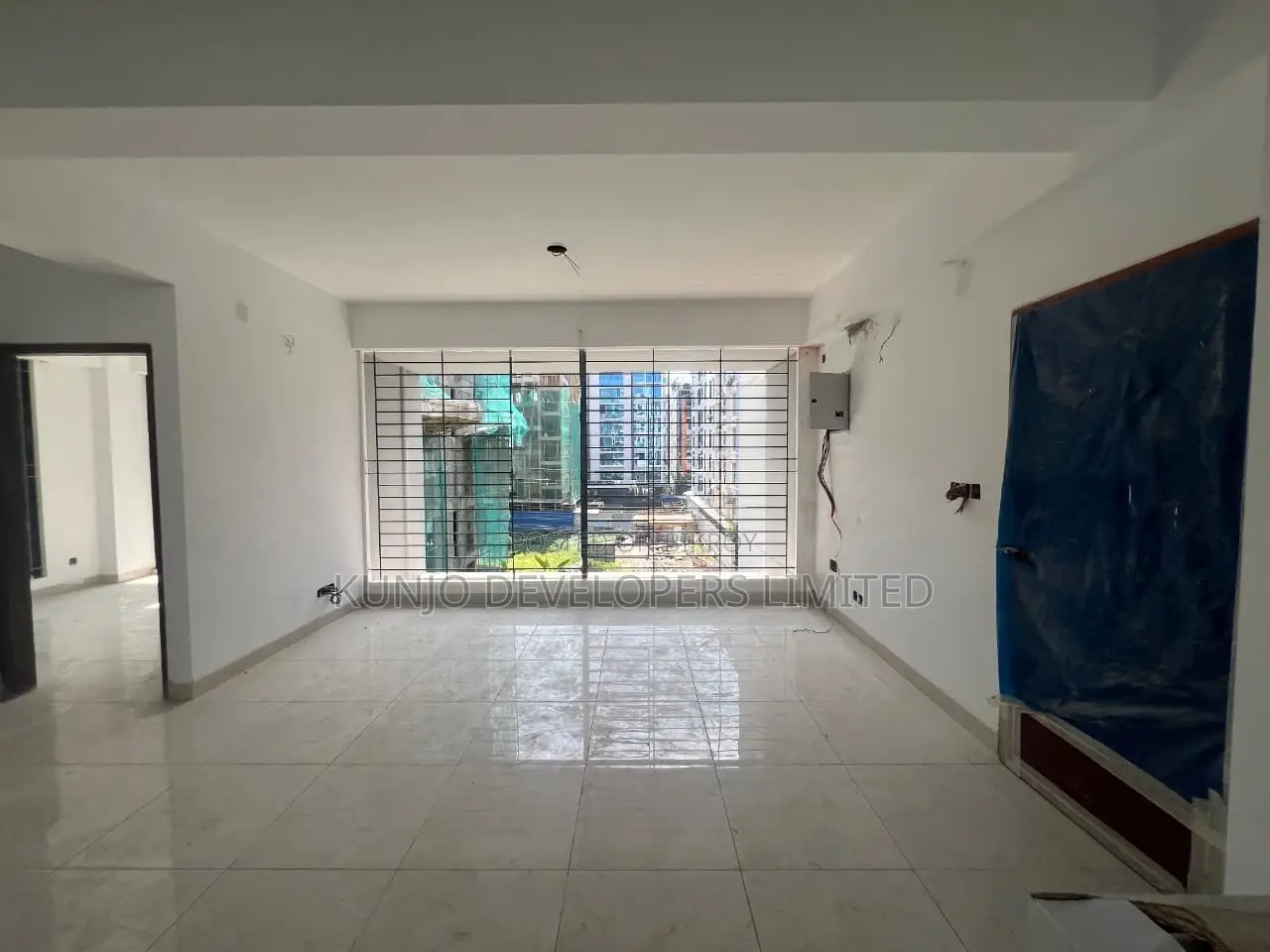 3-Bedroom Apartment in Kunjo Developers, Bashundhara City for Sale