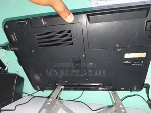 Laptop Fujitsu Lifebook LH520 2GB Intel Core i3 SSD 256GB