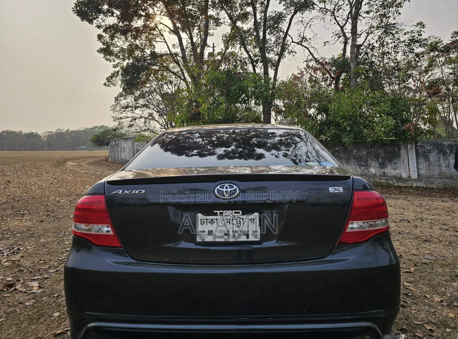 টয়োটা অ্যাক্সিও ২০১১ গ্রে