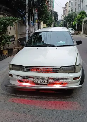টয়োটা স্ট্যালিয়ন ২০০১ সাদা