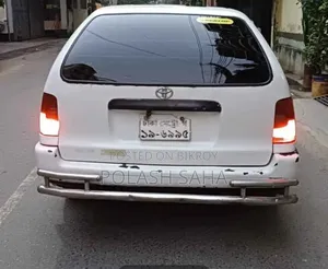 টয়োটা স্ট্যালিয়ন ২০০১ সাদা