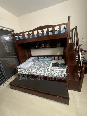 থ্রি স্টেয়ার্স বেড উইথ ম্যাট্রেস