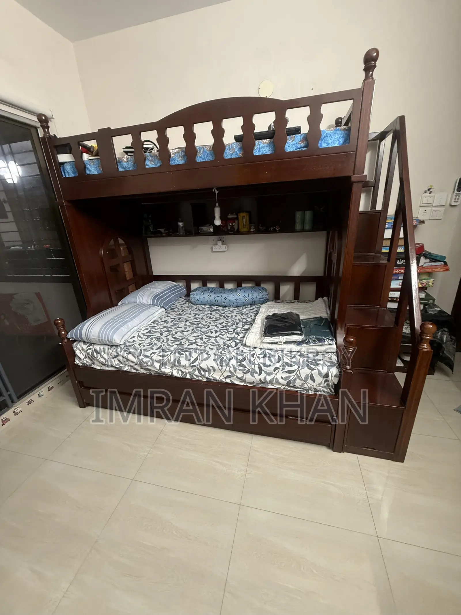 থ্রি স্টেয়ার্স বেড উইথ ম্যাট্রেস