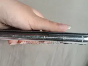 অ্যাপল আইফোন এক্স ৬৪ জিবি হোয়াইট