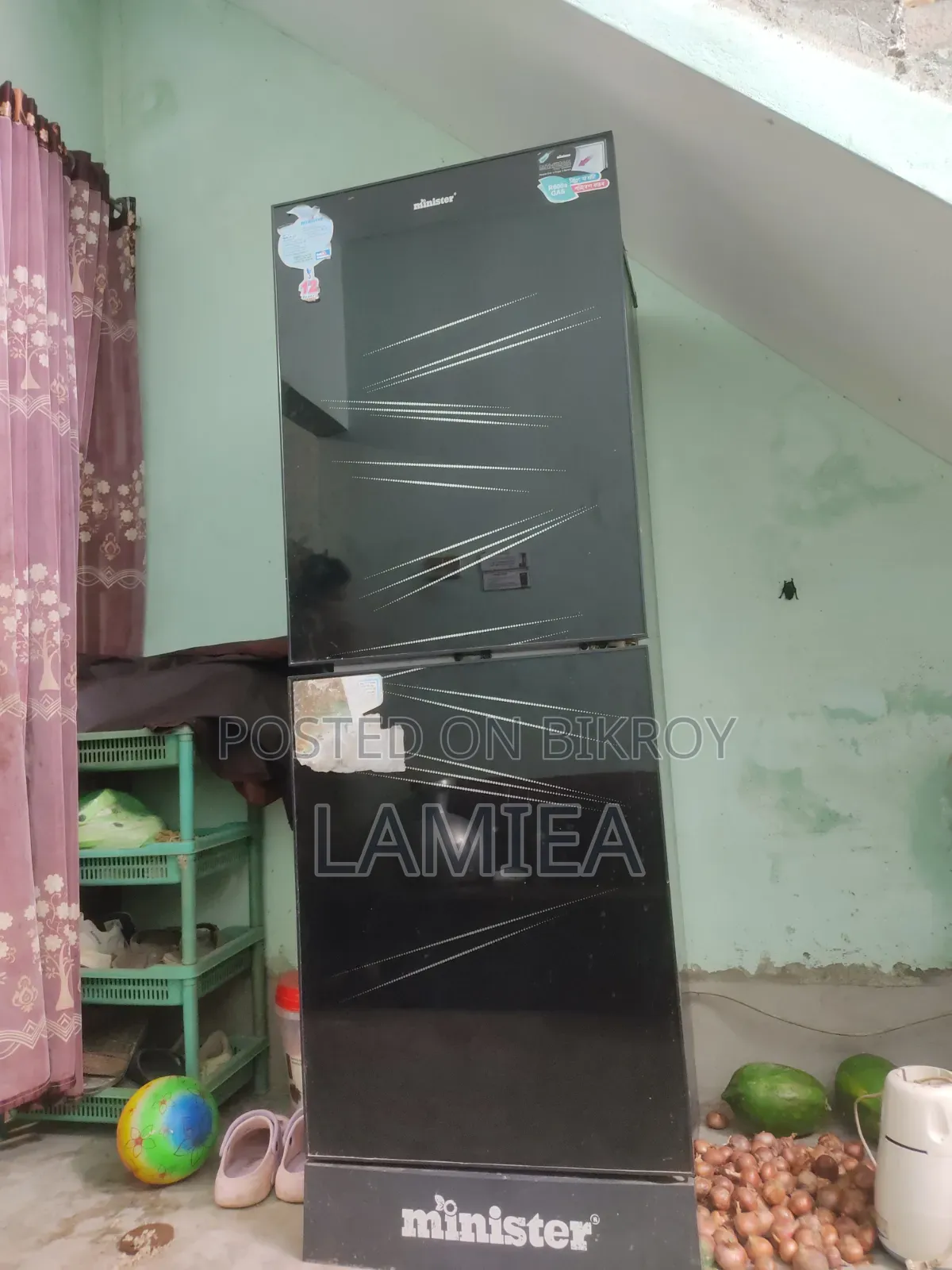 Minister Fridge