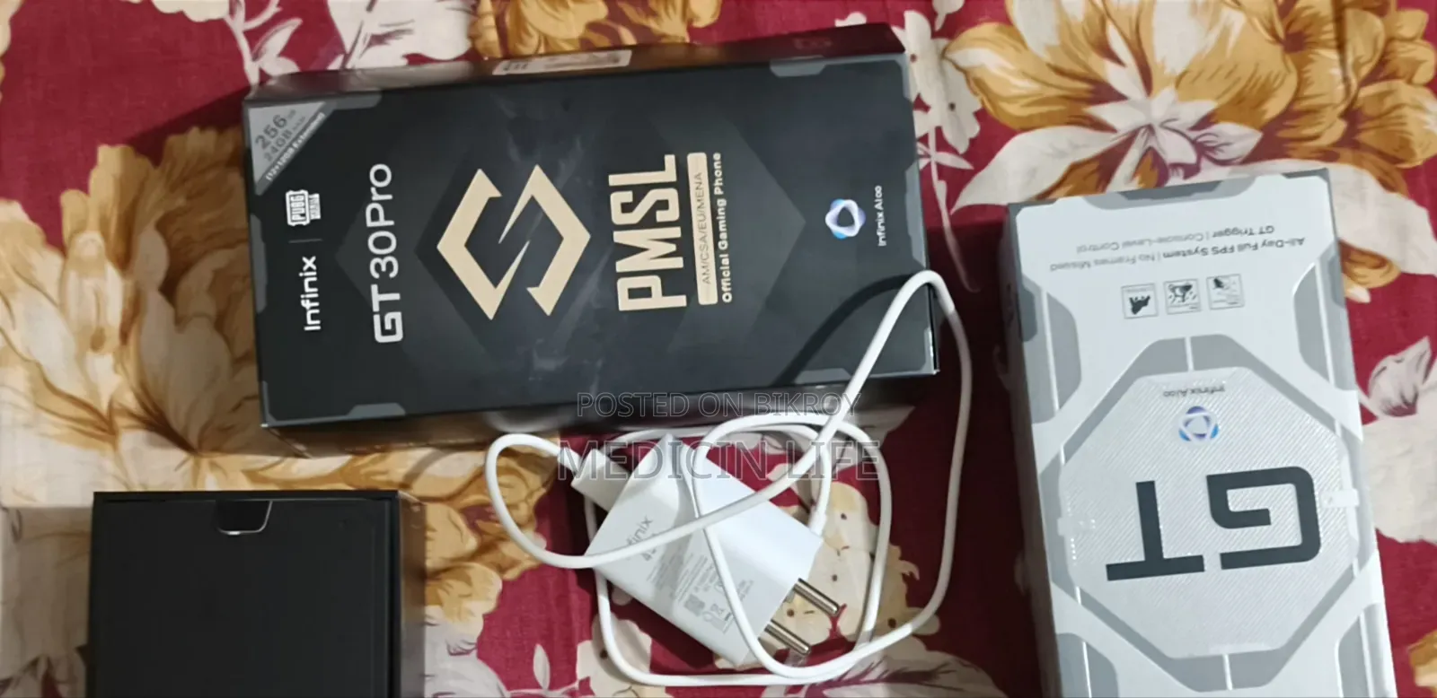 ইনফিনিক্স জিটি ৩০ প্রো ২৫৬ জিবি সিলভার