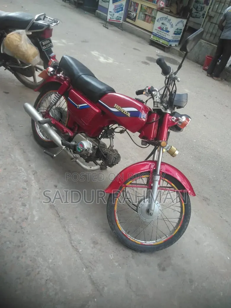 হোন্ডা ২০০১ রেড