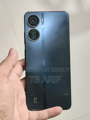 জেডটিই ব্লেড ভি৪০ ডিজাইন ১২৮ জিবি ব্ল্যাক
