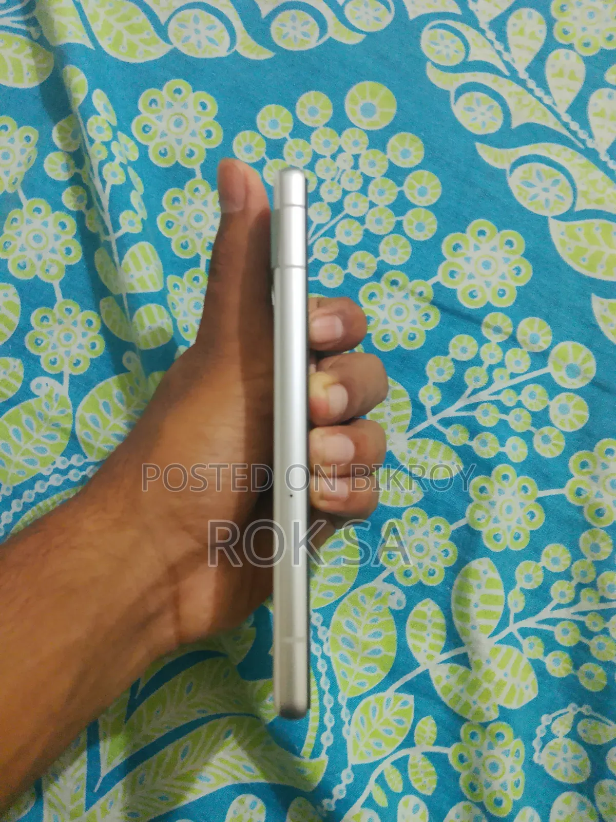 গুগল পিক্সেল ৭এ ১২৮ জিবি সাদা
