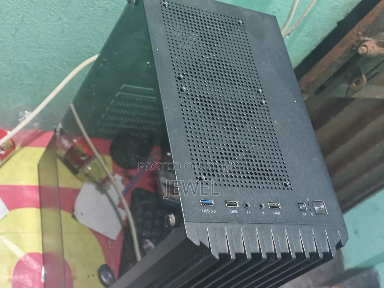 Desktop Computer 8GB AMD Ryzen 5 HDD+SSD 128GB