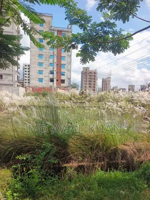 উত্তরায় ৩ কাটা জমি বিক্রি