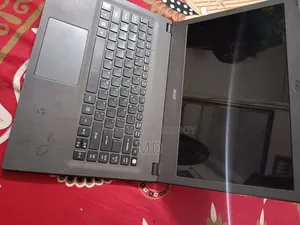 Laptop Acer Aspire E5-432 4GB Intel Core i5 HDD 500GB
