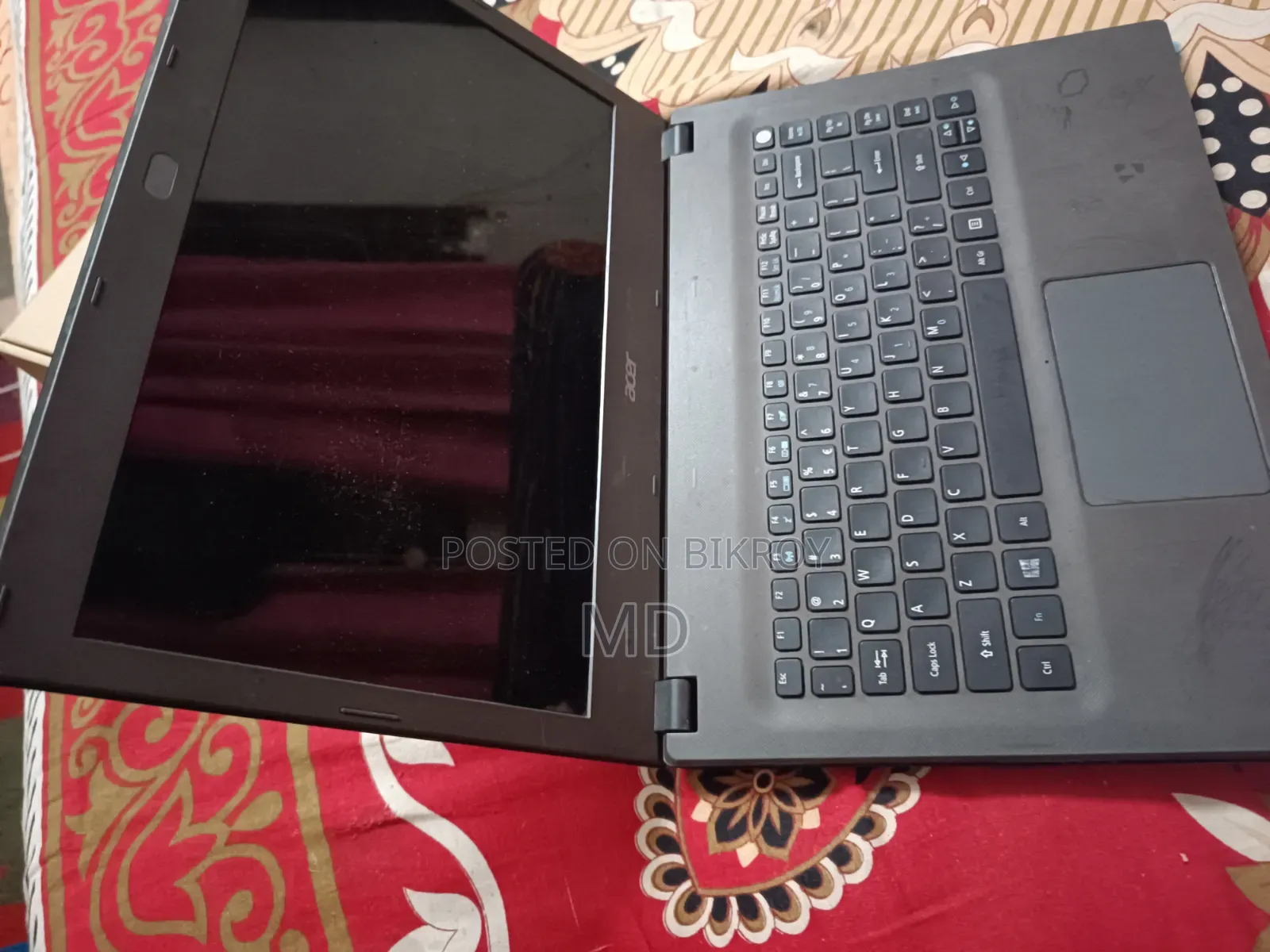 Laptop Acer Aspire E5-432 4GB Intel Core i5 HDD 500GB