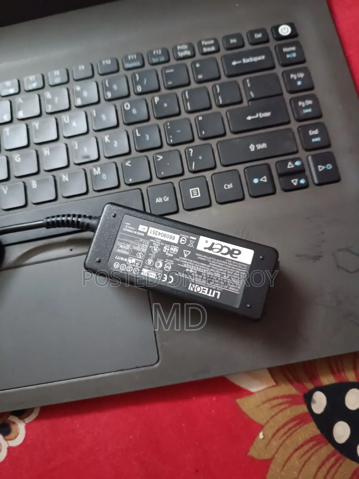 Laptop Acer Aspire E5-432 4GB Intel Core i5 HDD 500GB