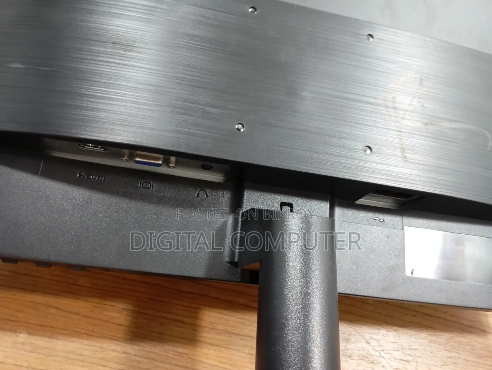 Dell 19-inch Black Color Monitor