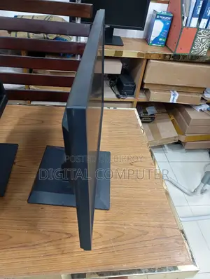 Dell 19-inch Black Color Monitor