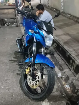 সুজুকি জিক্সার ২০২২ নীল
