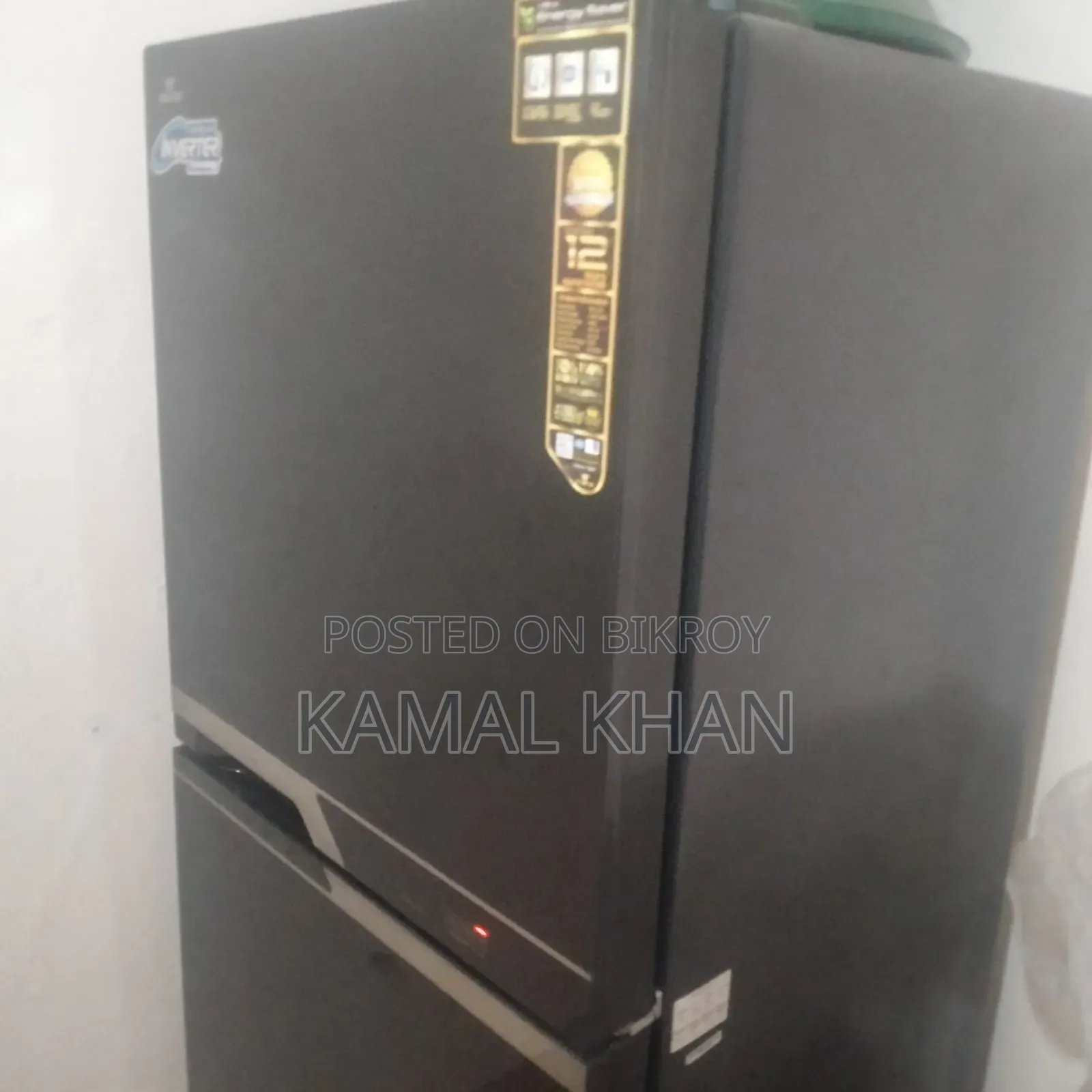 ওয়ালটন একটি সুপারকোন্ডিশন ফ্রিজ আর্জেন্ট বিক্রি করা হব