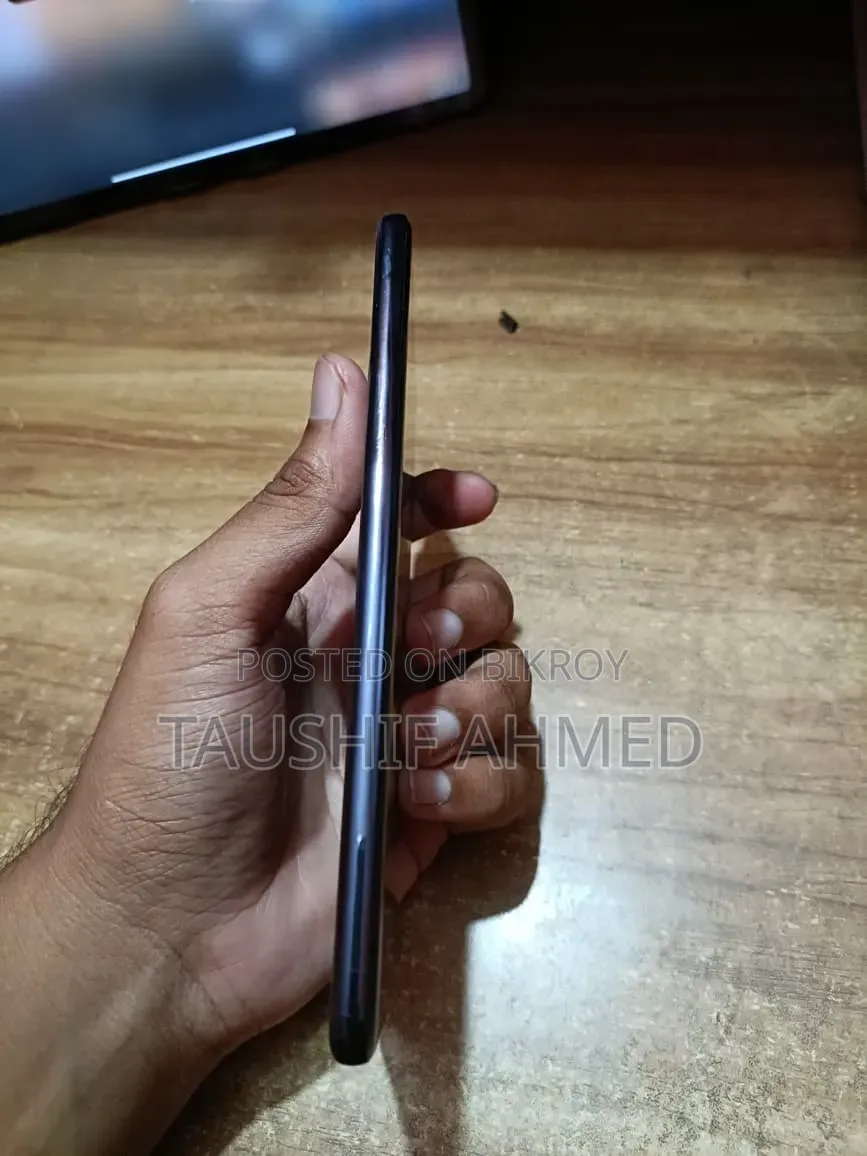 Vivo T4R 256 GB Blue