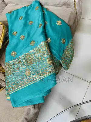 পার্টি শাড়ি