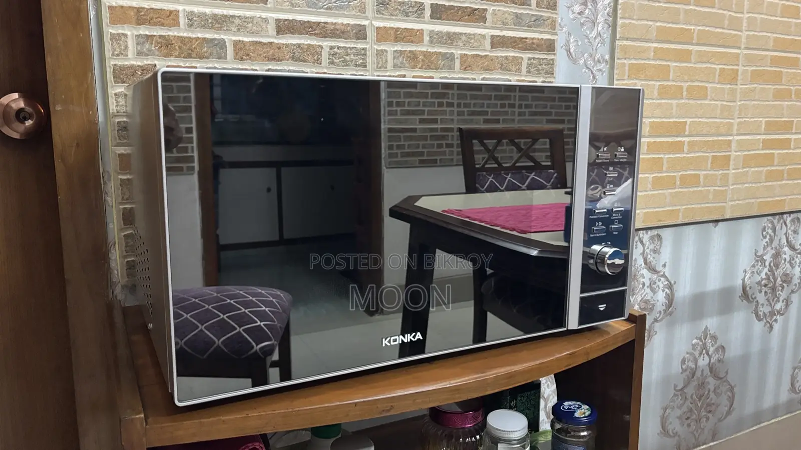 Konka Microwave Oven With Con. & Grill (30 Liter)