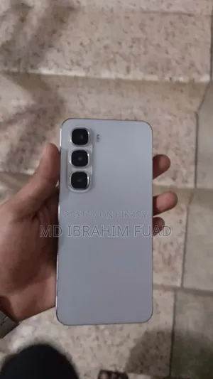 ইনফিনিক্স হট ৬০আই ১২৮ জিবি সিলভার
