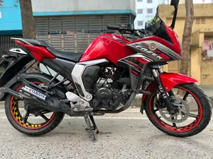 Yamaha Fazer V2 2017 Red