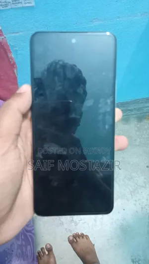 রিয়েলমি সি৭১ ১২৮ জিবি হোয়াইট