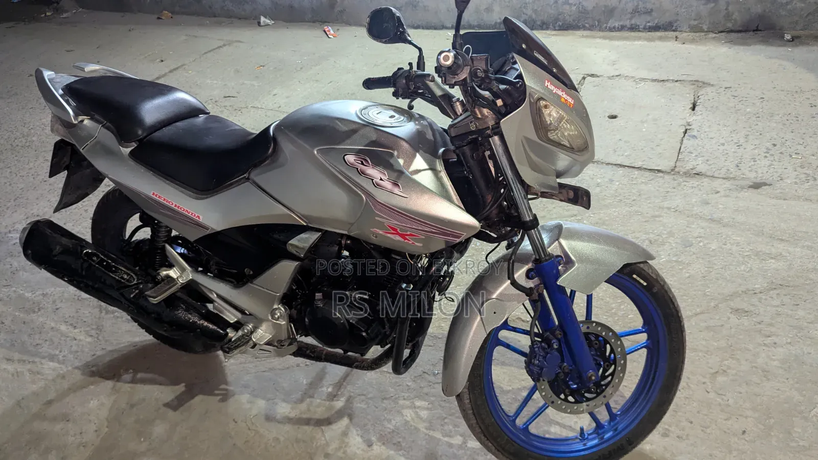 Hero 2012 White