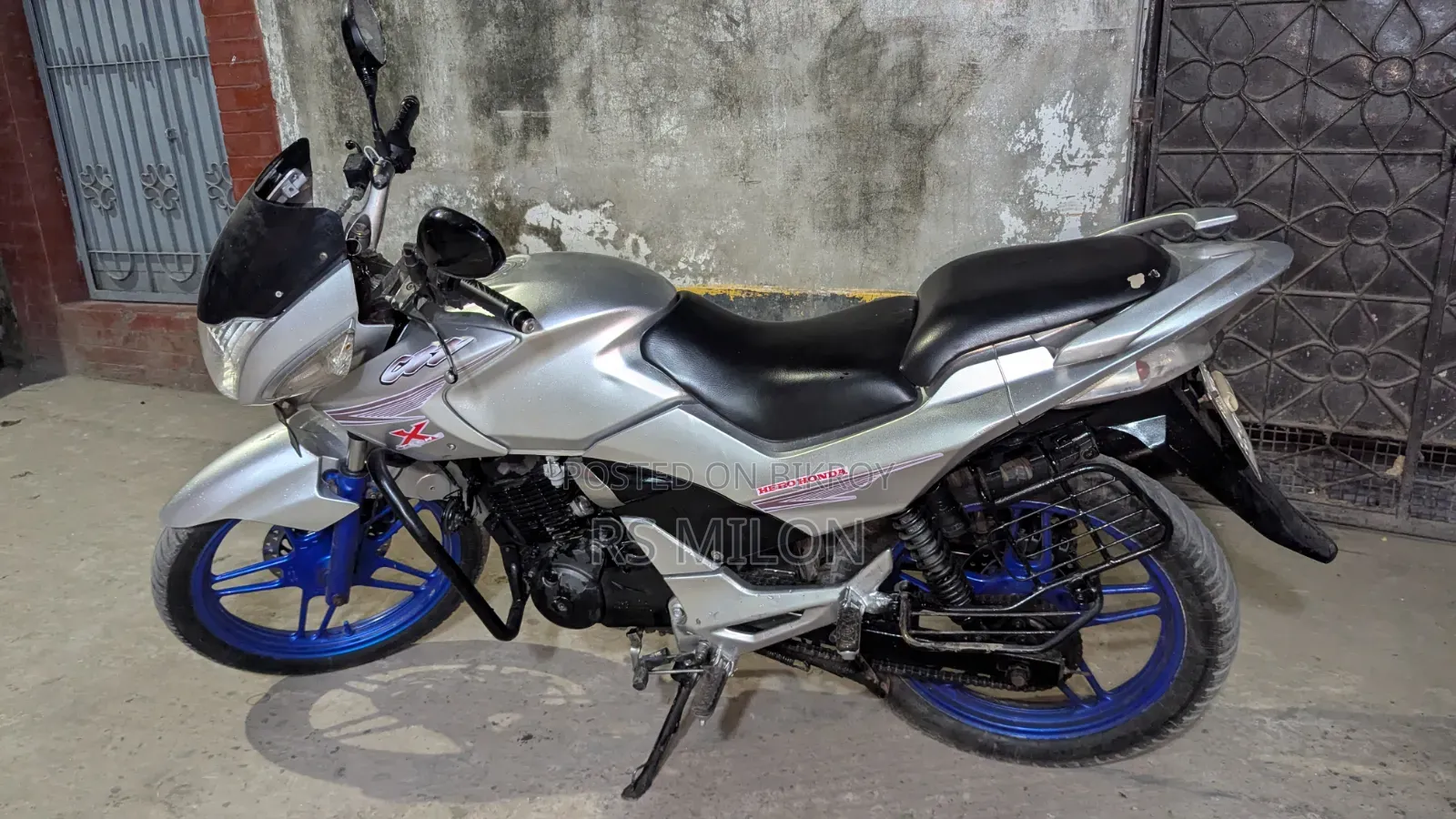 Hero 2012 White