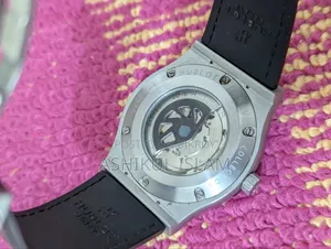 Hublot Automatic/Mechanical Mastergrade Watch