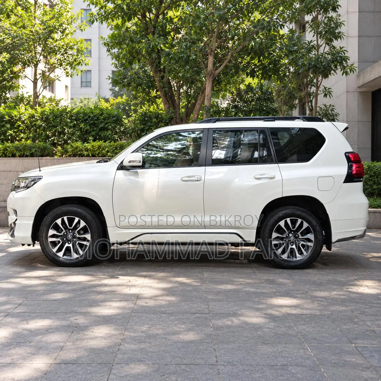 Toyota Land Cruiser Prado 4.0 Petrol TX-L 2022 Pearl