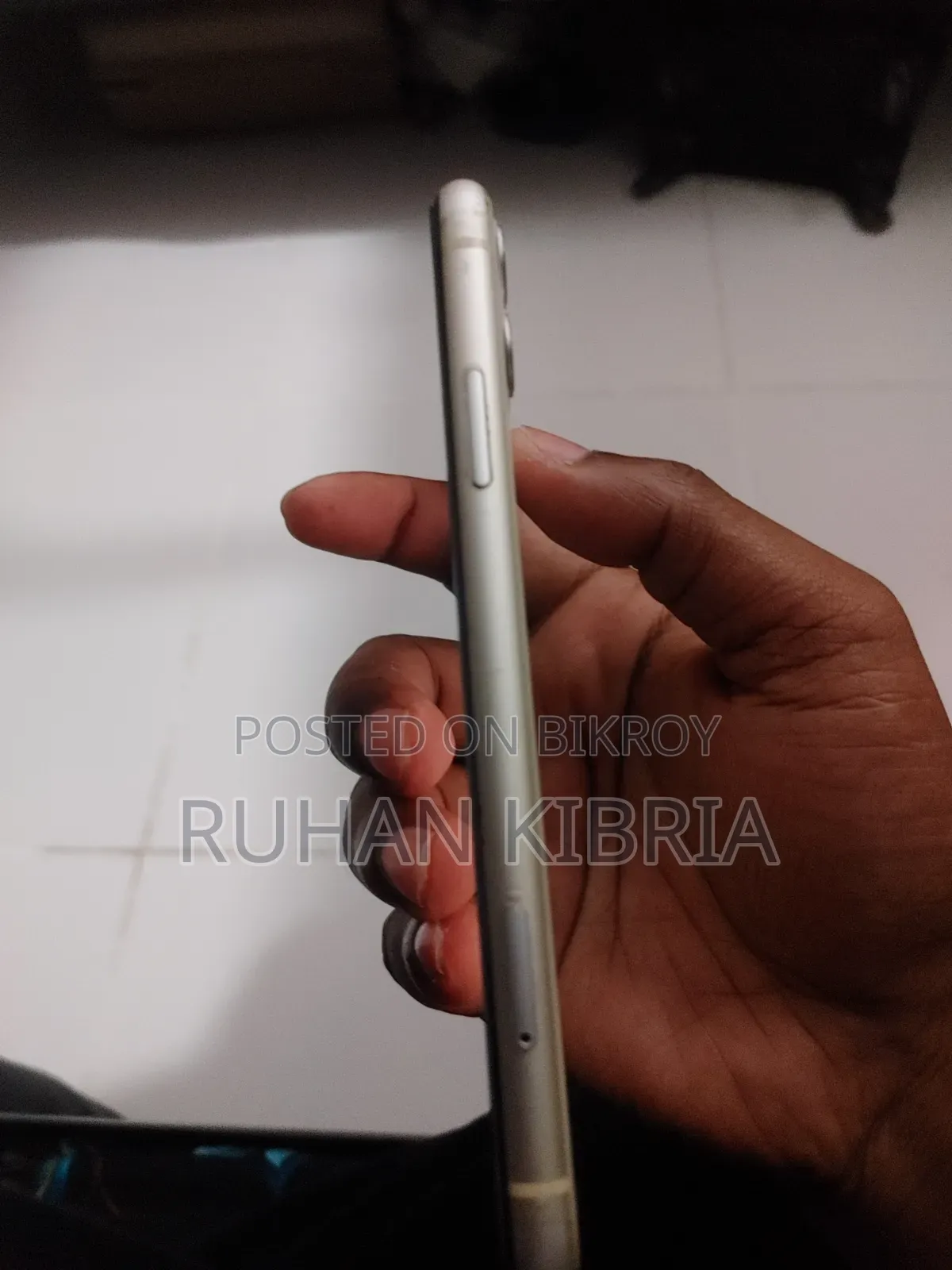 Apple iPhone 11 64 GB White