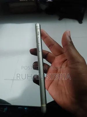 Apple iPhone 11 64 GB White