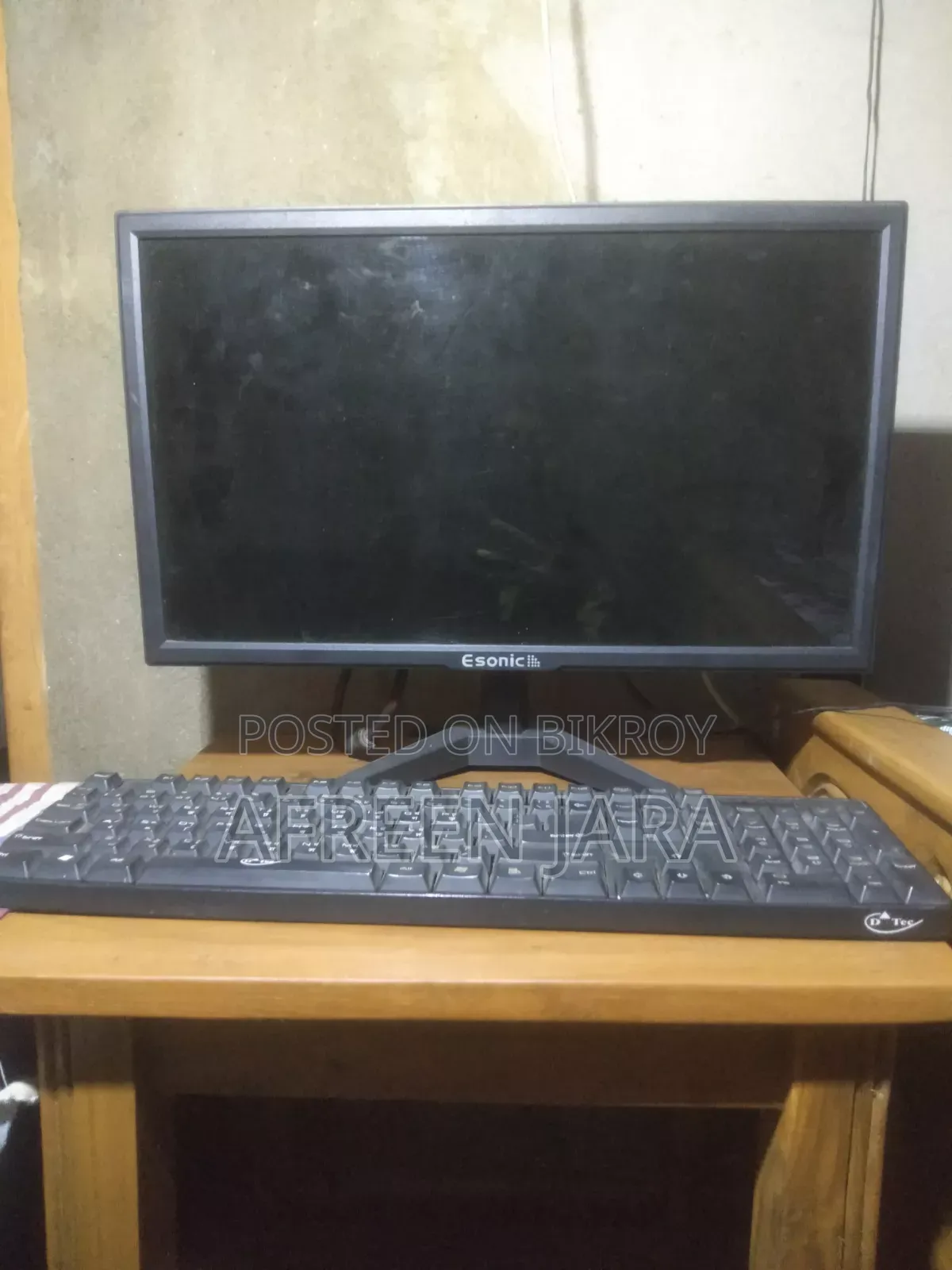 Desktop Computer 8GB Intel Pentium SSD 128GB