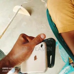Apple iPhone 8 64 GB White