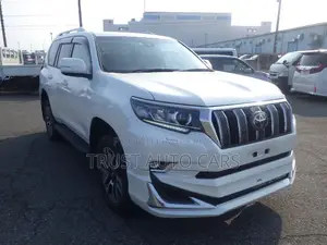 টয়োটা ল্যান্ড ক্রুজার প্রাডো ২০২২ পার্ল