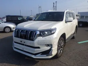 Toyota Land Cruiser Prado 2022 Pearl
