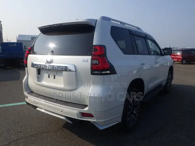 Toyota Land Cruiser Prado 2022 Pearl