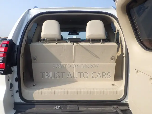 Toyota Land Cruiser Prado 2022 Pearl
