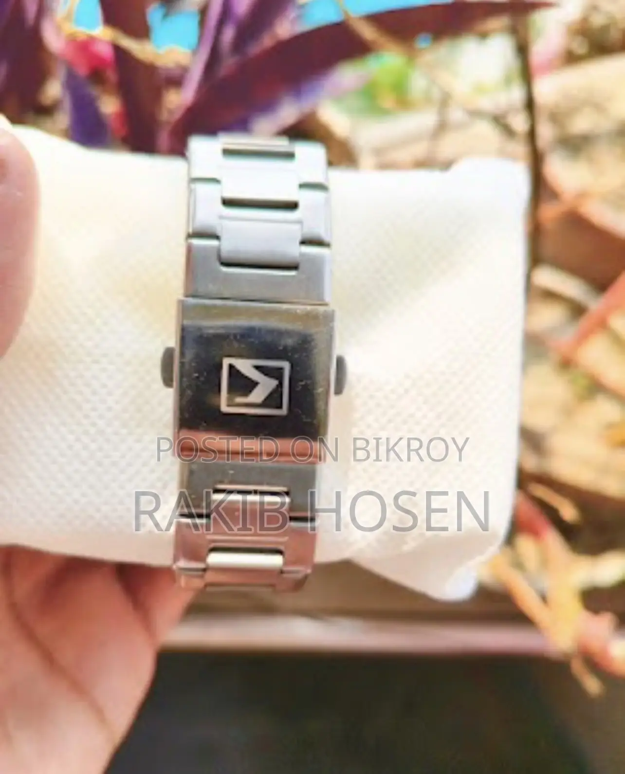 Curren Watch
