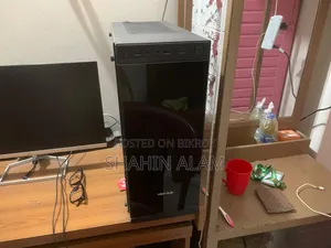 Desktop Computer Gigabyte 4GB AMD Ryzen SSD 256GB